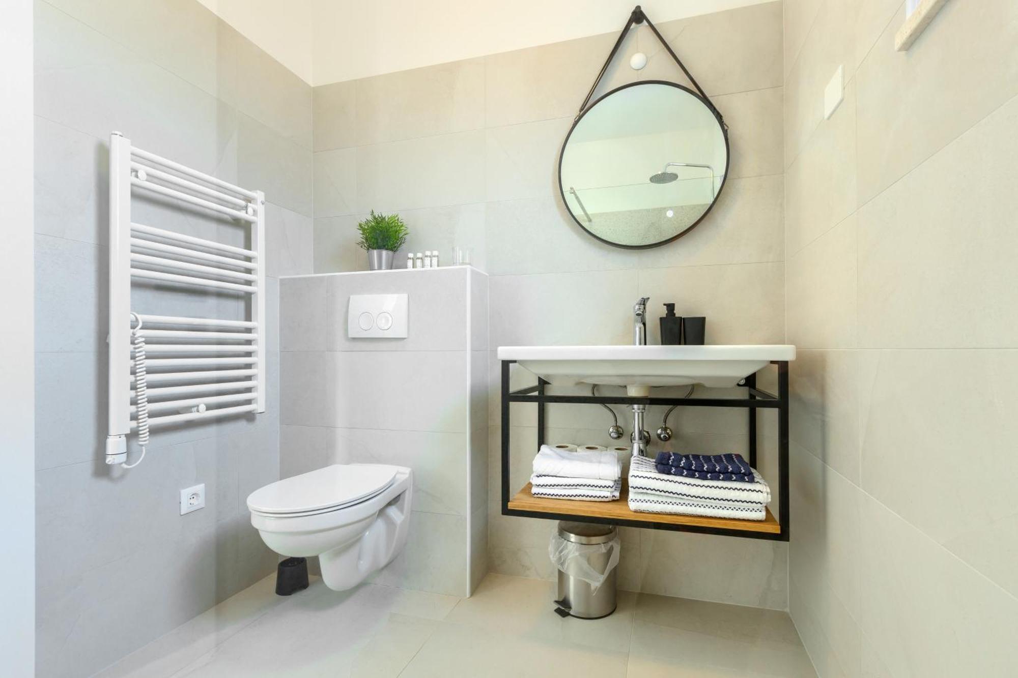 Apartments La Scogliera ロヴィニ 部屋 写真