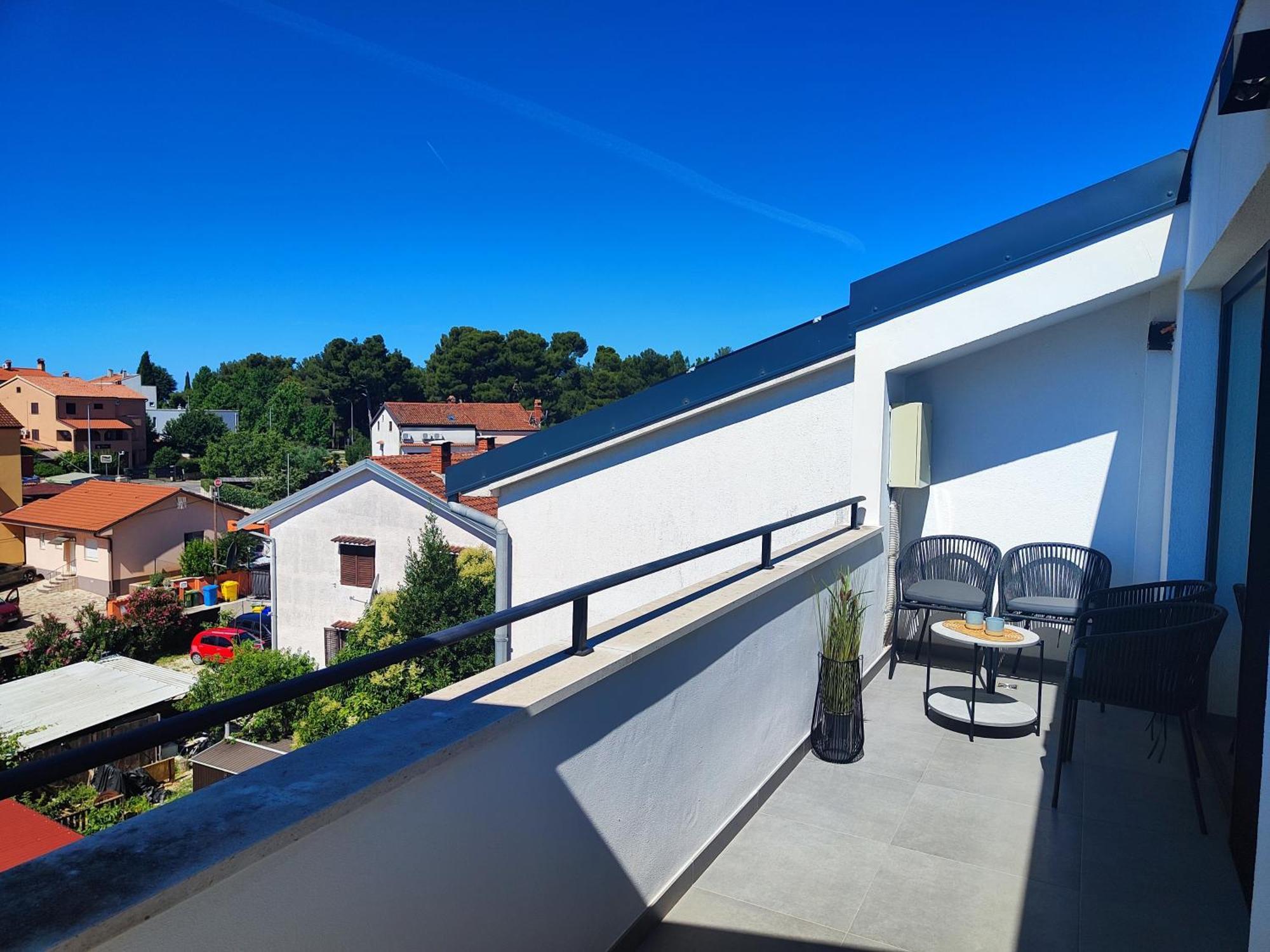 Apartments La Scogliera ロヴィニ エクステリア 写真