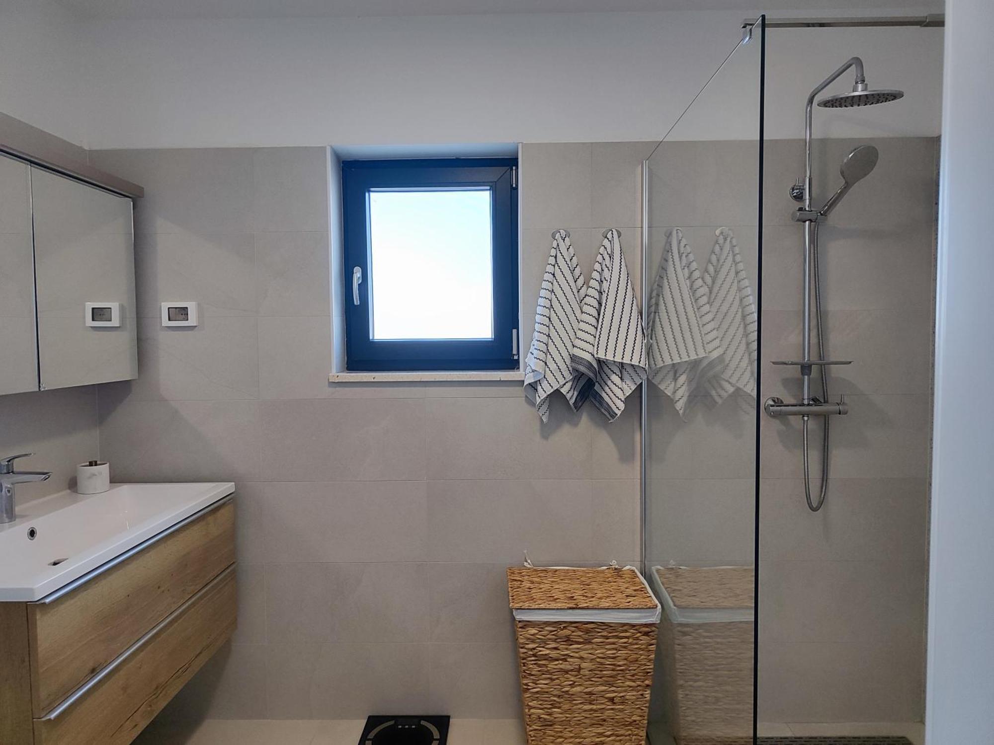 Apartments La Scogliera ロヴィニ 部屋 写真